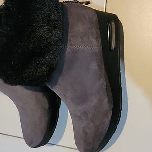 Dkny fur trim wedge booties
